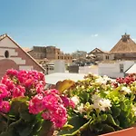 Dulces Dreams Boutique Hotel